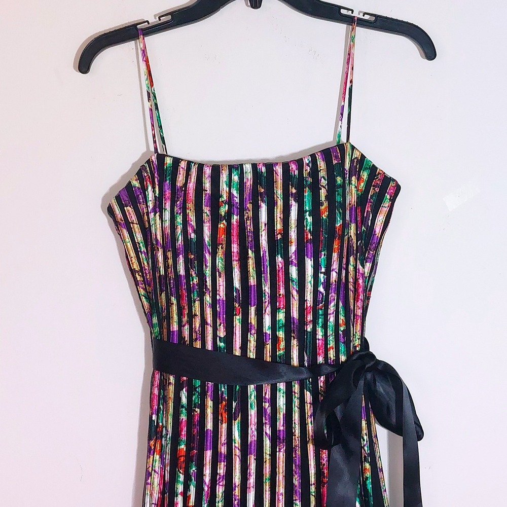 EUC JS Collections Floral Pleated Belt Midi Dress Spaghetti Strap Satin Size 10 - Picture 9 of 15